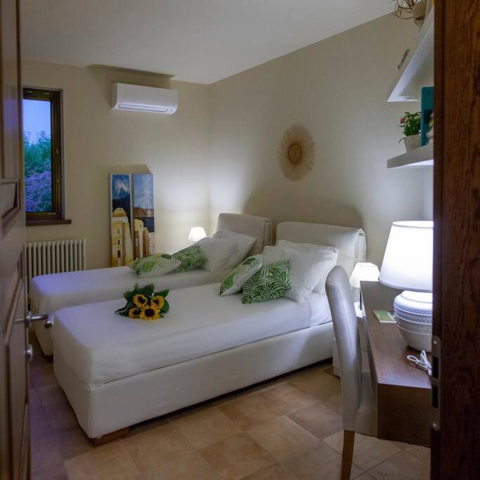 Spaziosa Villa Con Piscina E Giardino, Polignano A Mare Luaran gambar